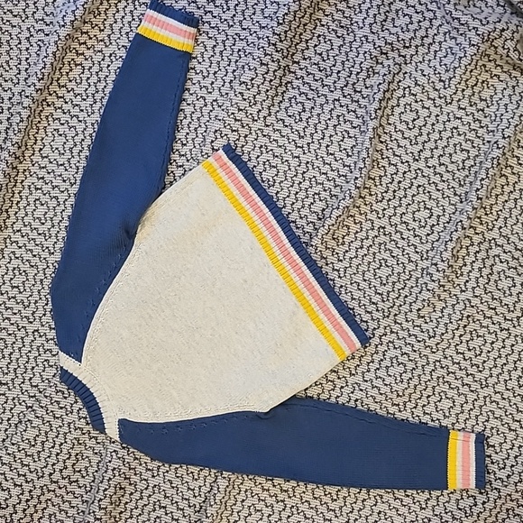 Tea Collection Raglan Sweater with Bird Embroidery Size XS / 2-3 - Picture 4 of 4